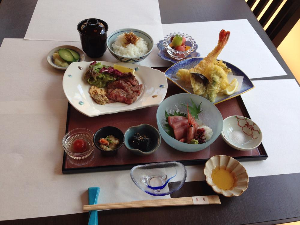 四季の味　壷井