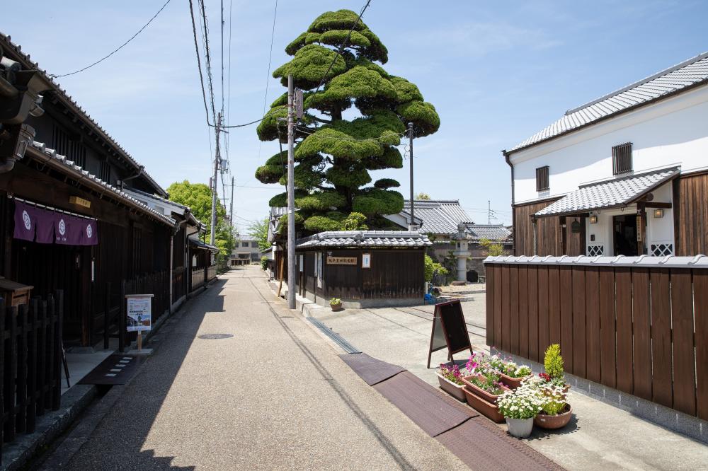 紙半豊田記念館