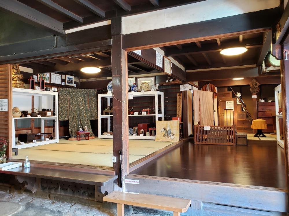 紙半豊田記念館