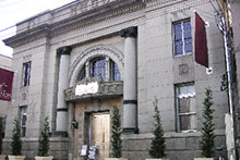 旧六十八銀行八木支店（旧和歌山銀行橿原支店）